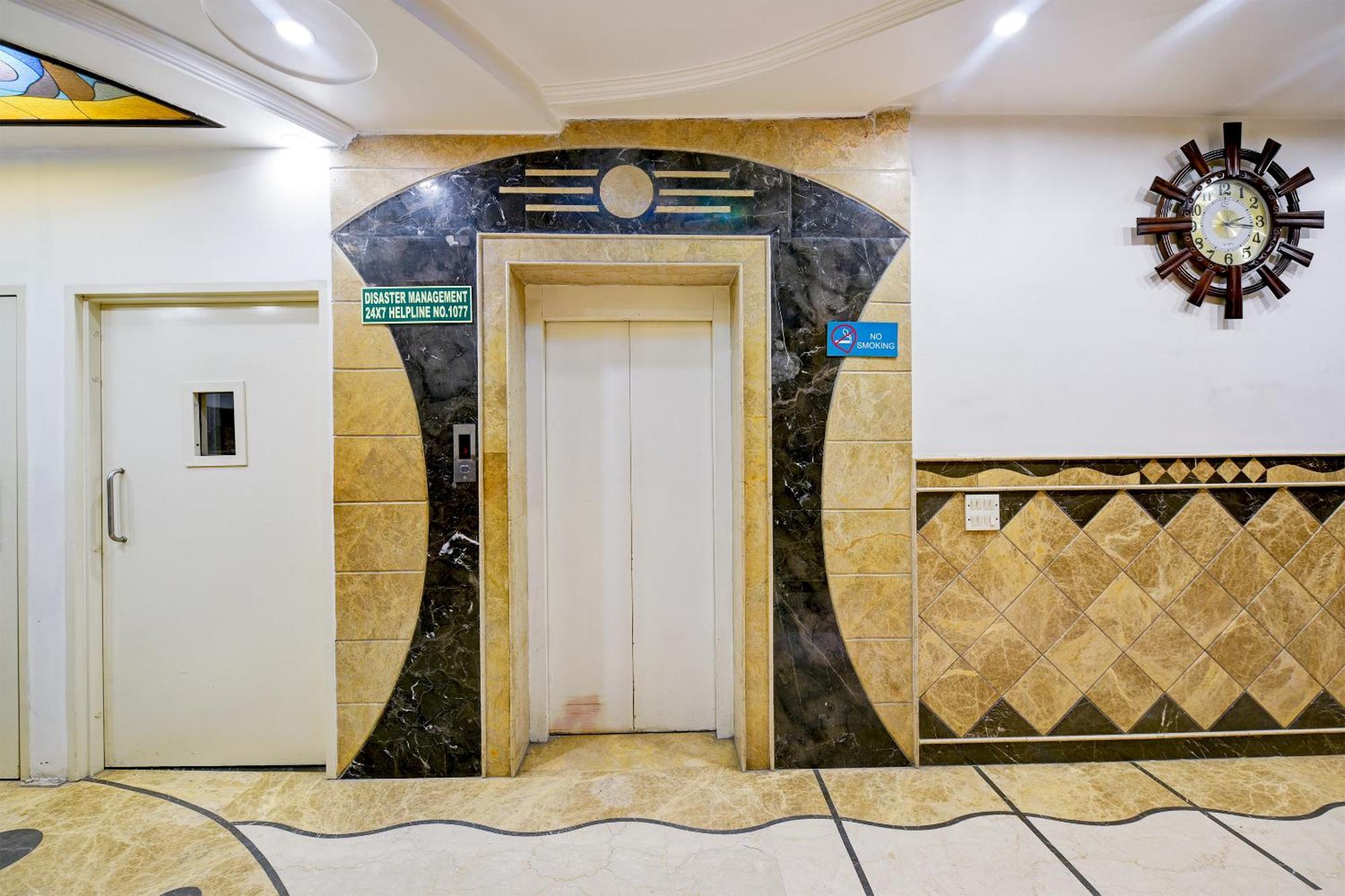 Hotel Legend International - Near New Delhi Railway Station 외부 사진