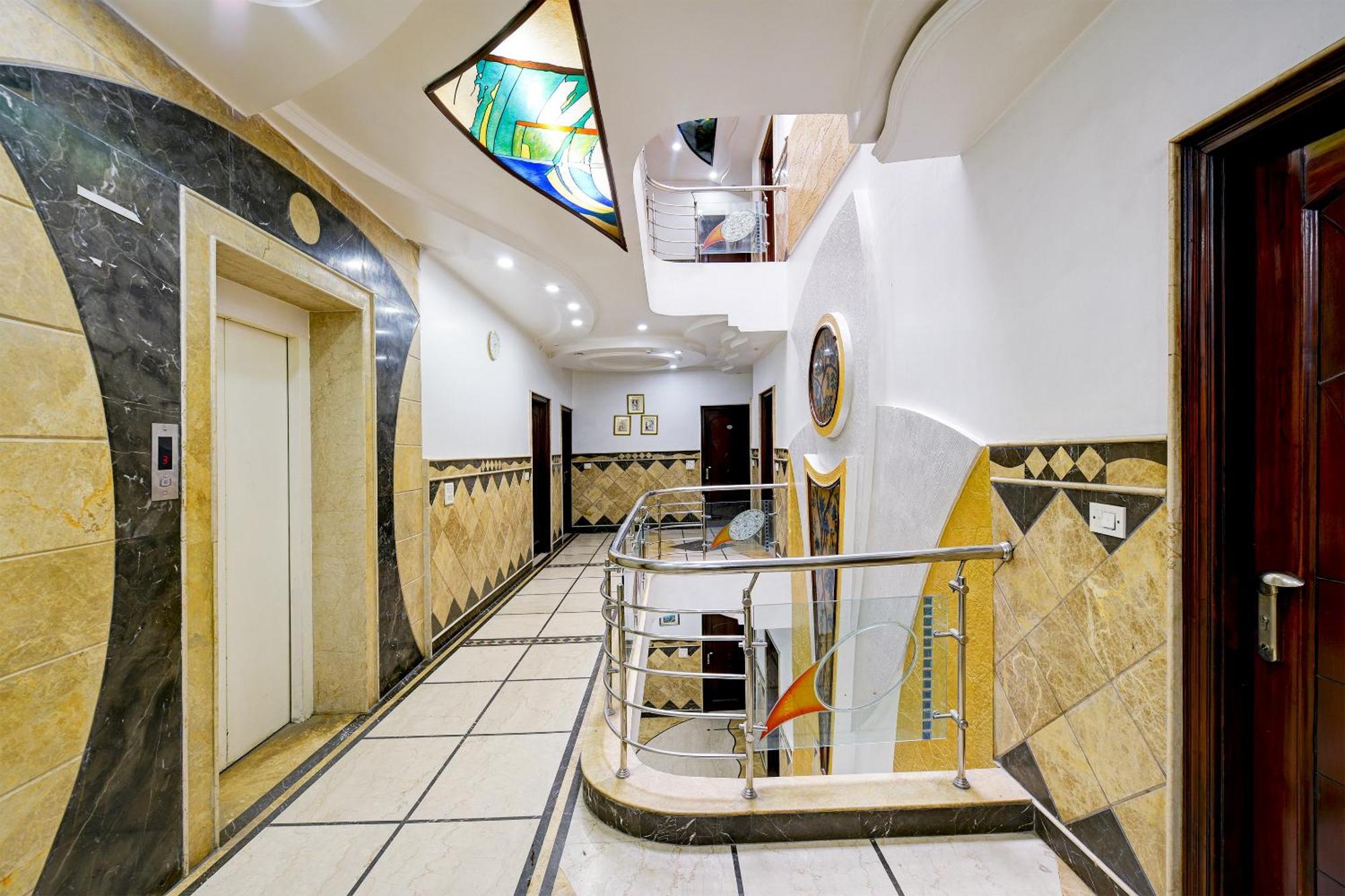 Hotel Legend International - Near New Delhi Railway Station 외부 사진