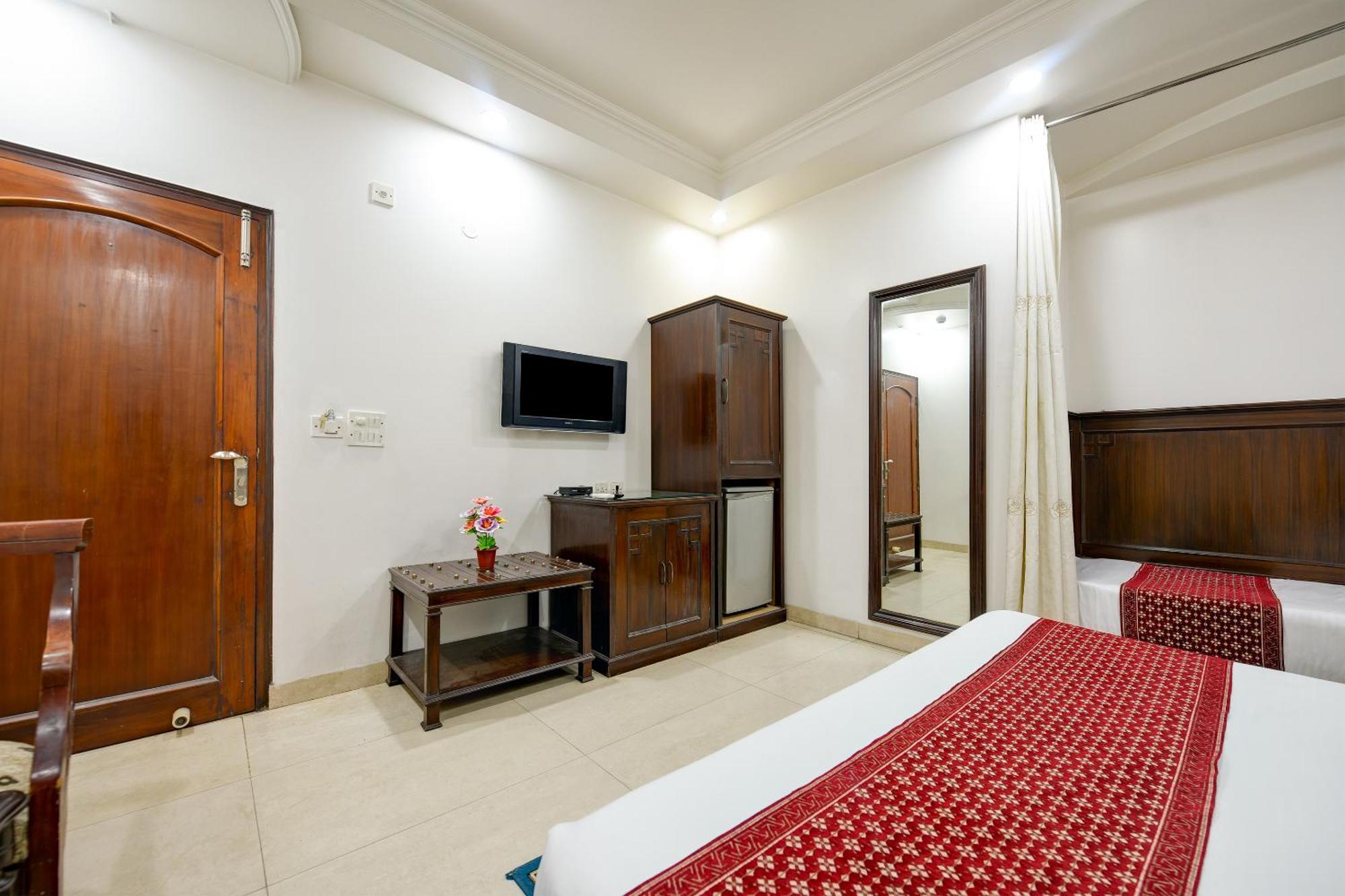 Hotel Legend International - Near New Delhi Railway Station 외부 사진